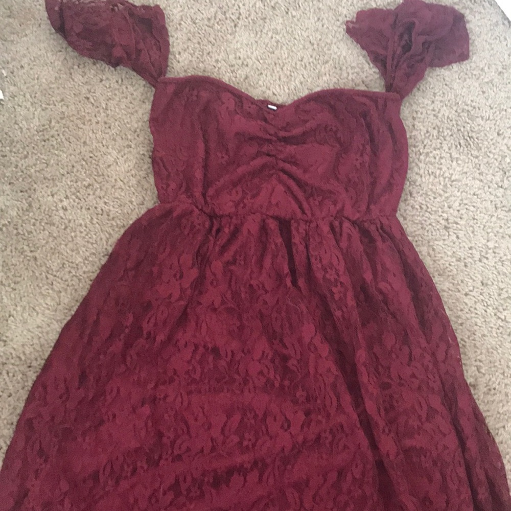 Long red lace prom dress
